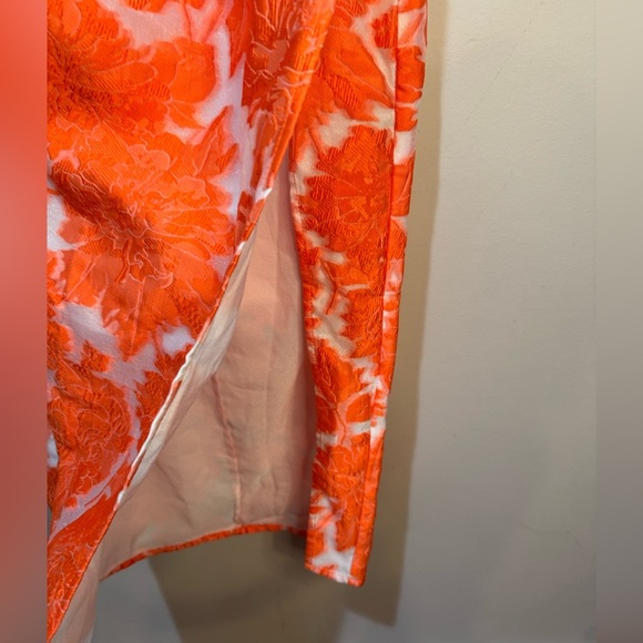 Showpo Brailey Midi Orange White Dress NWT Sz 2 - Picture 6 of 9